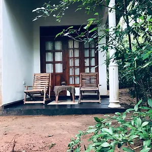 Bed & Breakfast Grand Freedom, Sigiriya