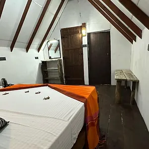 Bed & Breakfast Sigiri Veenus Paradise, Sigiriya