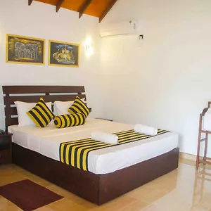 Bed & Breakfast Nature, Sigiriya